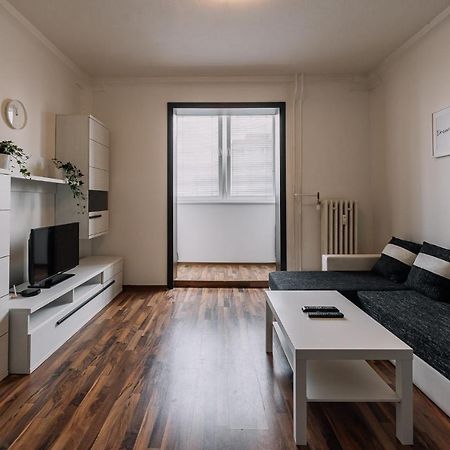 Cozy Apartment In Ruzinov Братислава Экстерьер фото