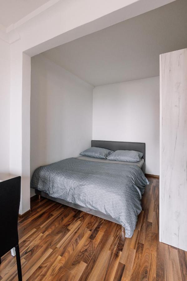 Cozy Apartment In Ruzinov Братислава Экстерьер фото