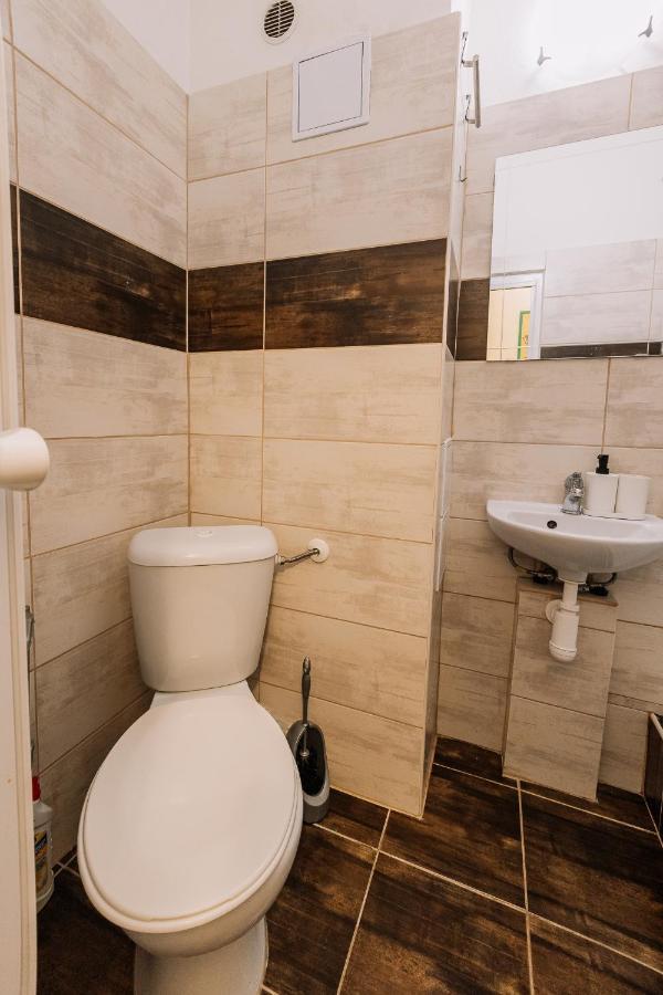 Cozy Apartment In Ruzinov Братислава Экстерьер фото
